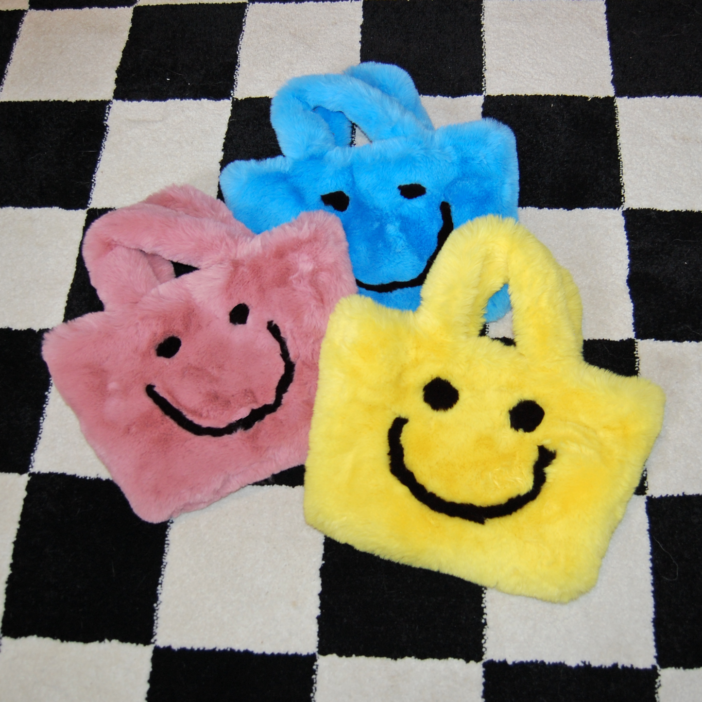 Smiley Purse- yellow :)